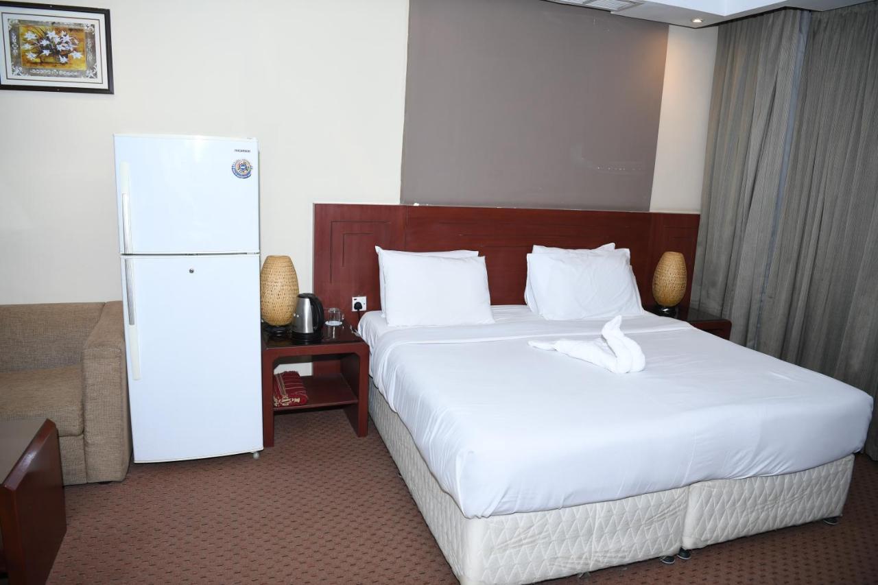 Continental Suite farwaniya Kuveyt Dış mekan fotoğraf