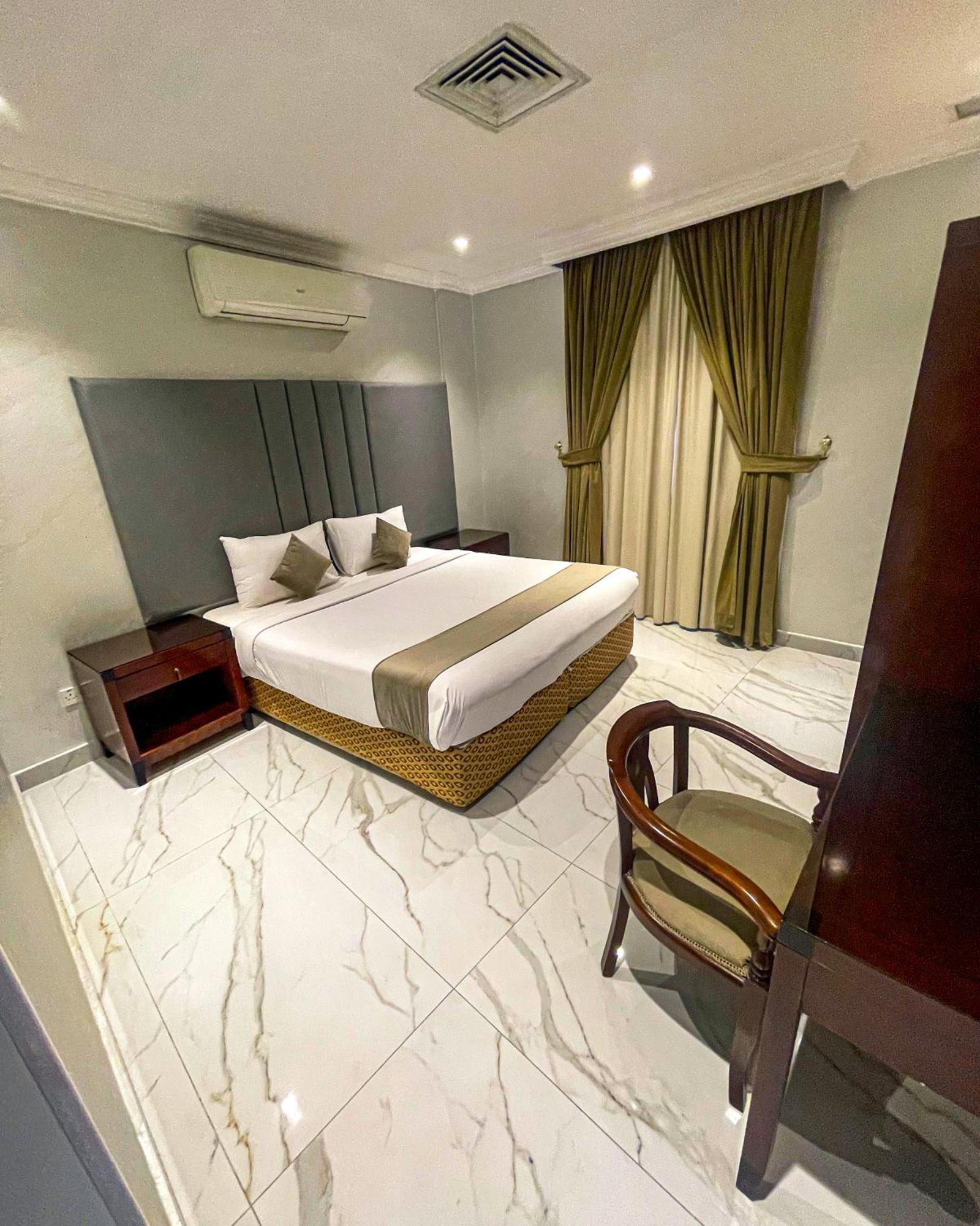 Continental Suite farwaniya Kuveyt Dış mekan fotoğraf