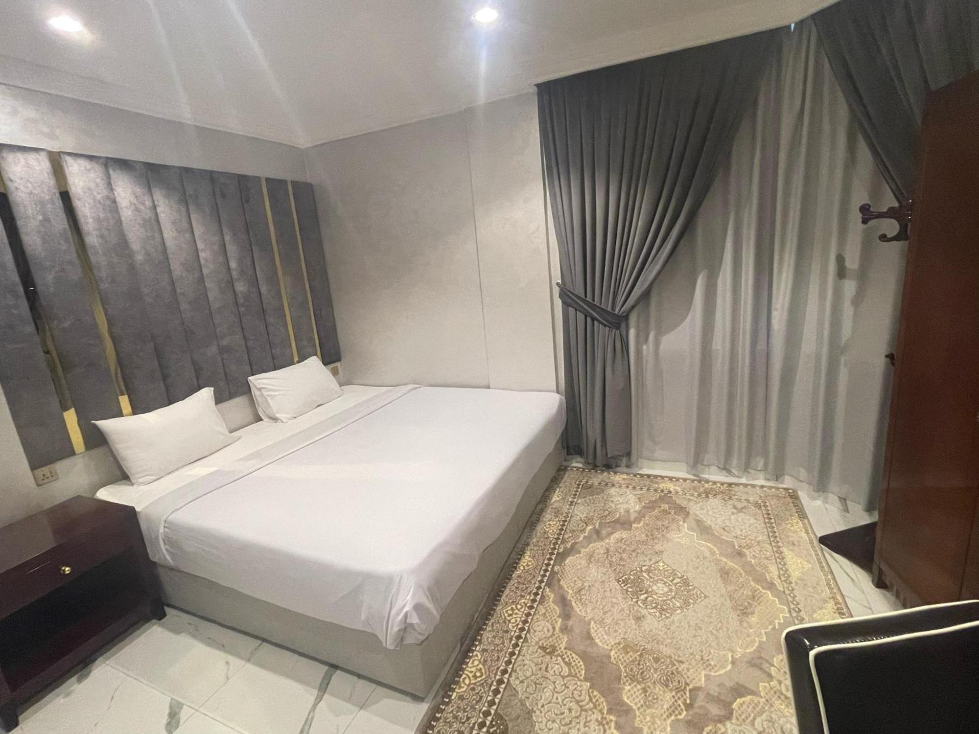 Continental Suite farwaniya Kuveyt Dış mekan fotoğraf