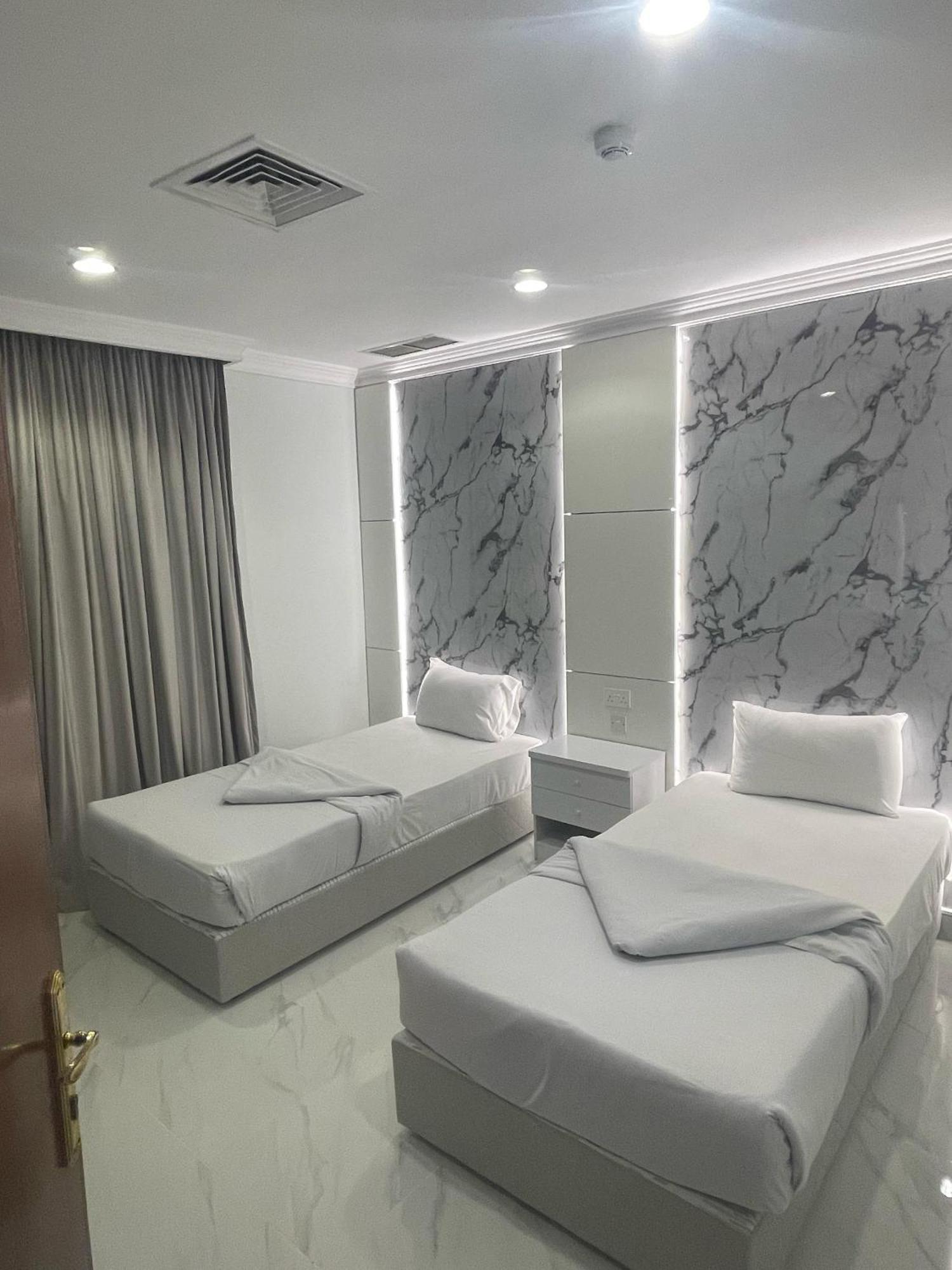 Continental Suite farwaniya Kuveyt Dış mekan fotoğraf